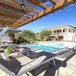 Flamingo Luxury With Exclusive Pool, Gym And וילה