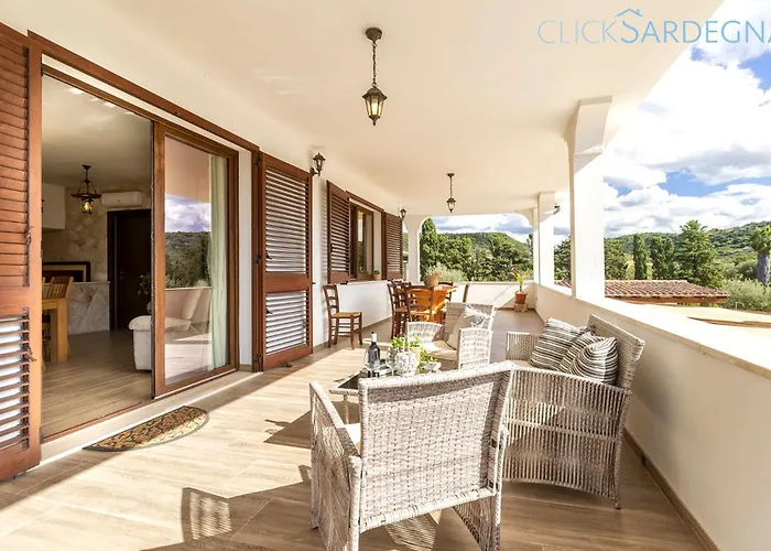 Flamingo Luxury With Exclusive Pool, Gym And *