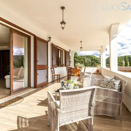 Flamingo Luxury With Exclusive Pool, Gym And *